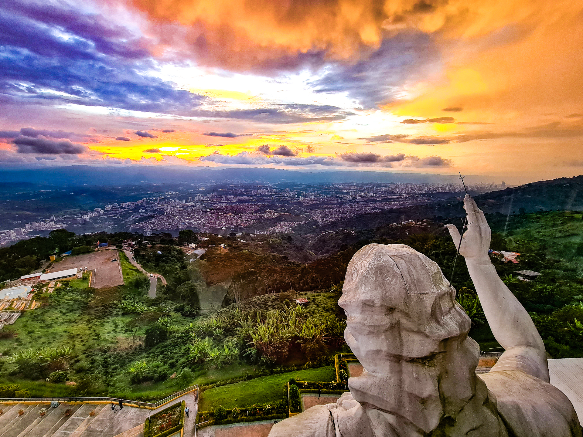 The statue of Jesus Christ at Cerro de Santisimo